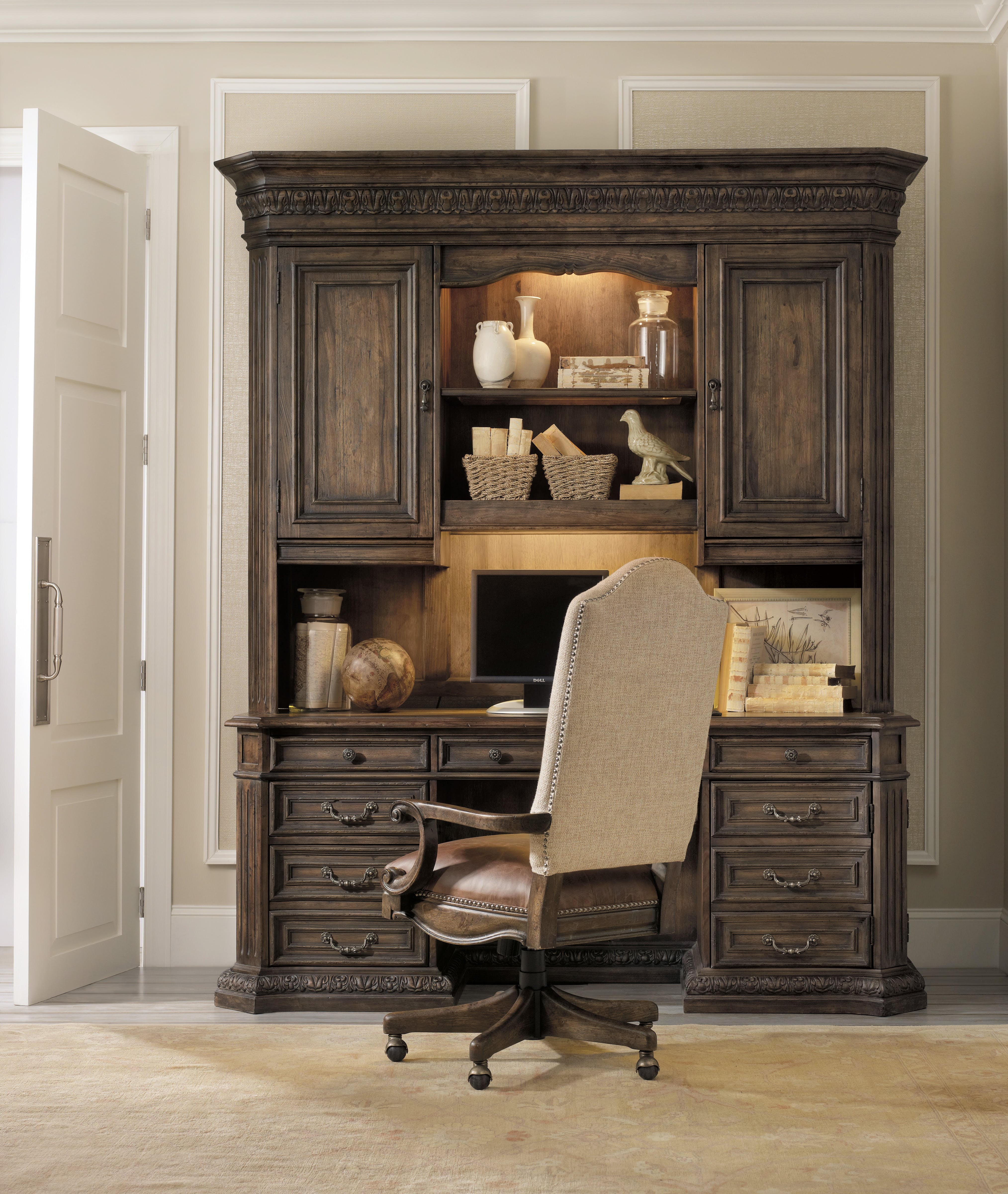 Chests, Hutches & Tables