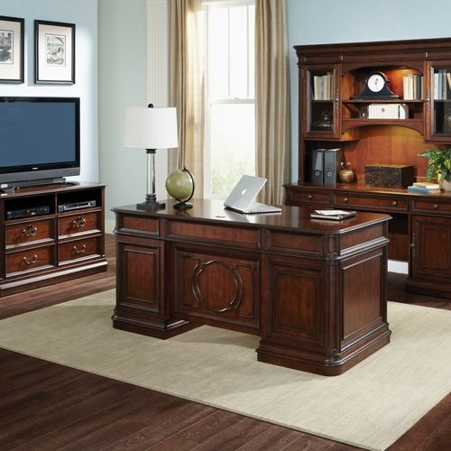 Brayton Manor Office Furniture