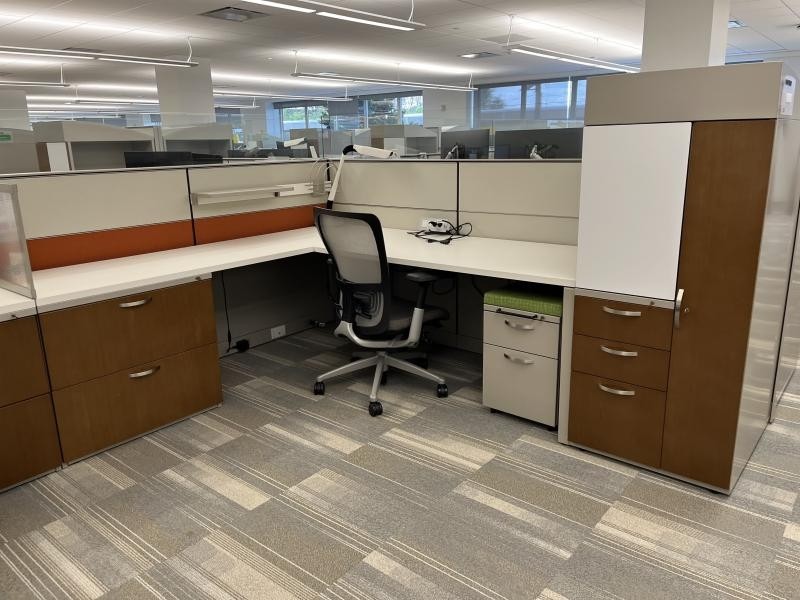 Herman Miller Canvas 7' x 9' Workstations