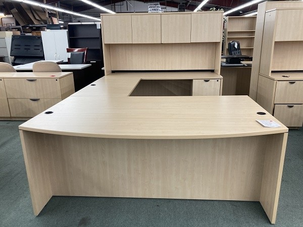 Closeout Three Piece Executive Desk Set