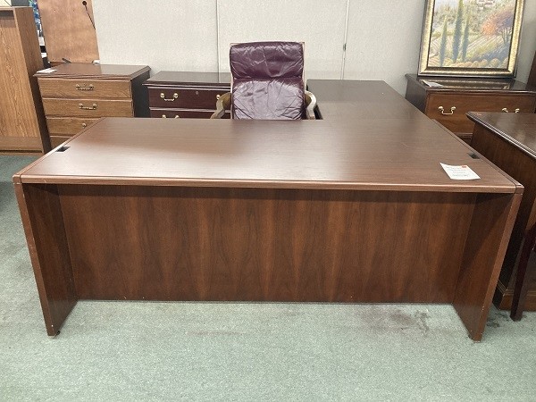 Used Walnut Finish L-Shaped Desks