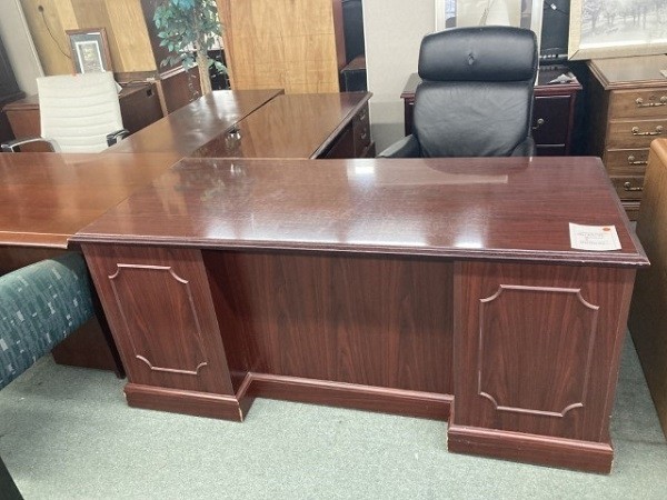 Used Mahogany L Shape Desk