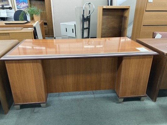 Used Single Ped Honey Oak Desk