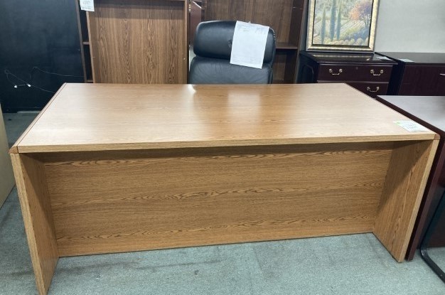 Double Pedestal Oak Desk 
