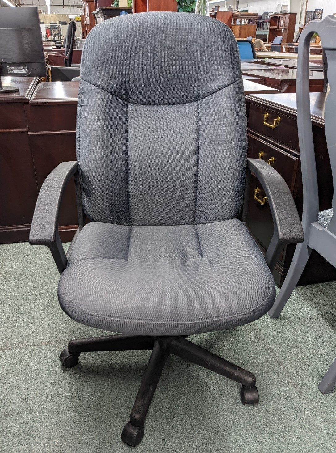 Used Gray Adjustable Executive Office Chair