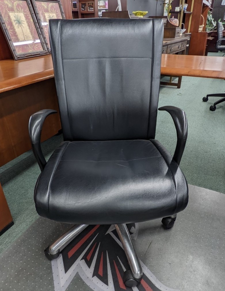 Stratford black faux leather executive office chair clearance