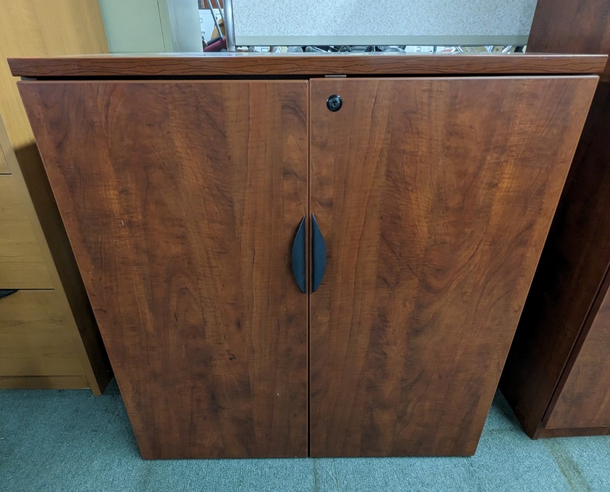 Woodgrain Laminate Storage Office Pro's