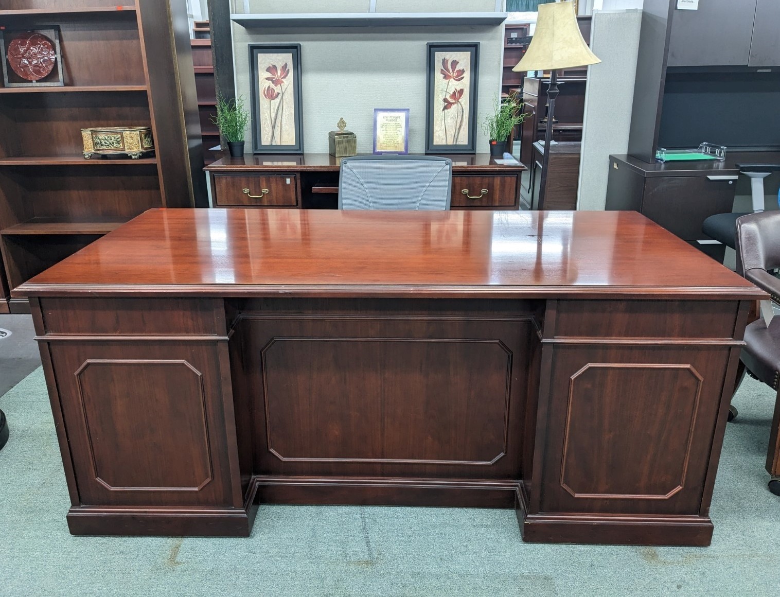 Kimball Executive Desk Office Pro's
