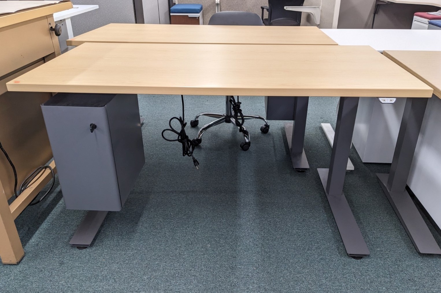 Used Sit/Stand Desk