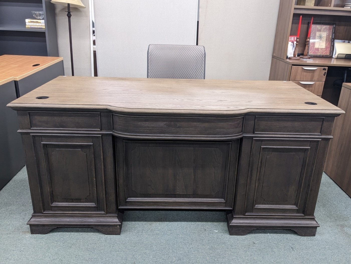 Closeout Executive Desk Office Pro's