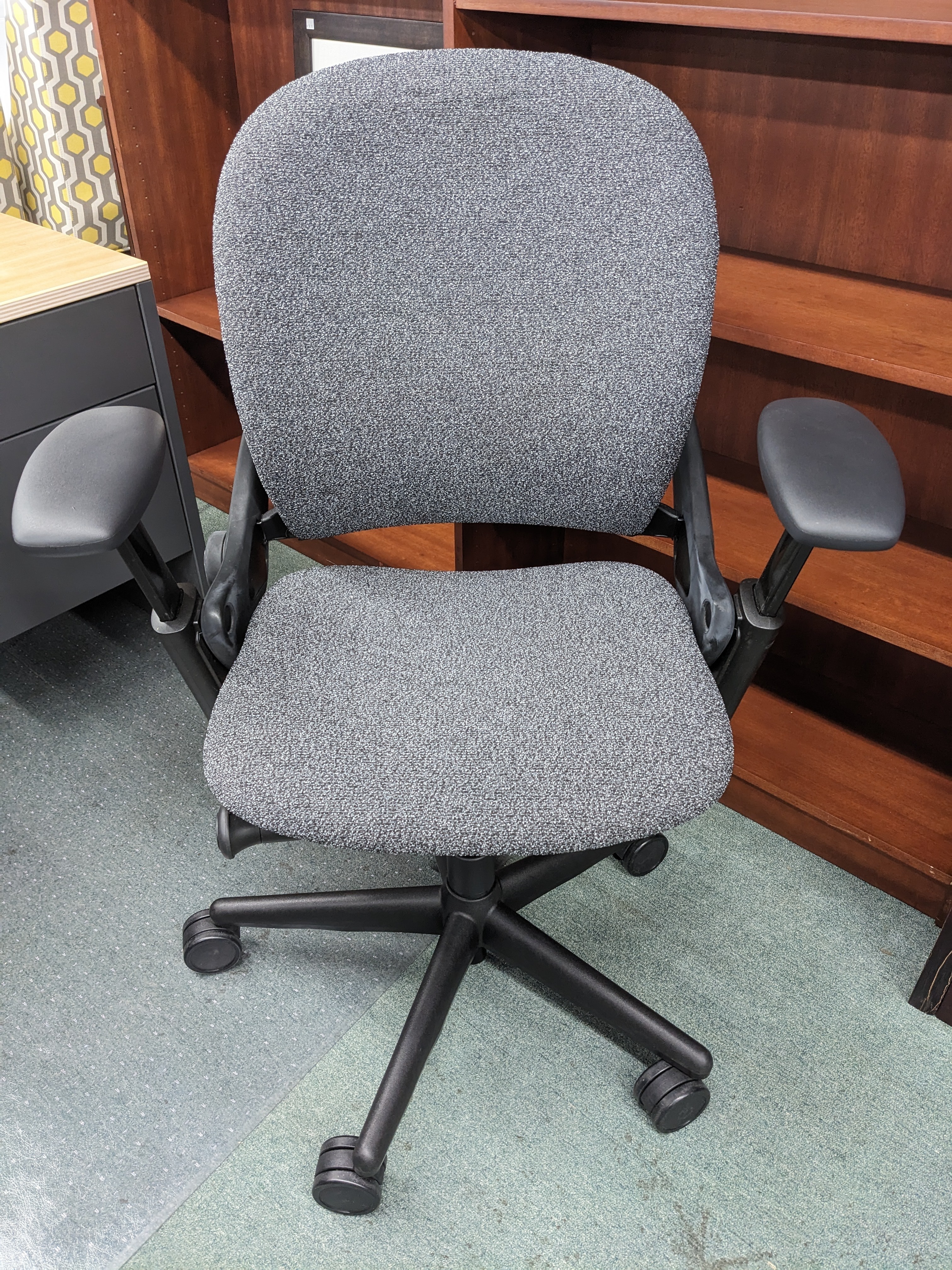 Used Steelcase Leap V1 Task Chair 