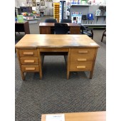 Maple Student Desk