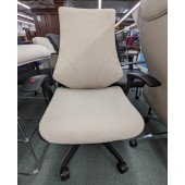 Used Cream Adjustable Task Chair by Global Furniture Group