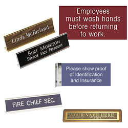 desk nameplates_signs