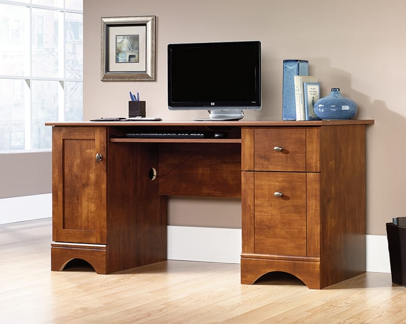 Brushed Maple