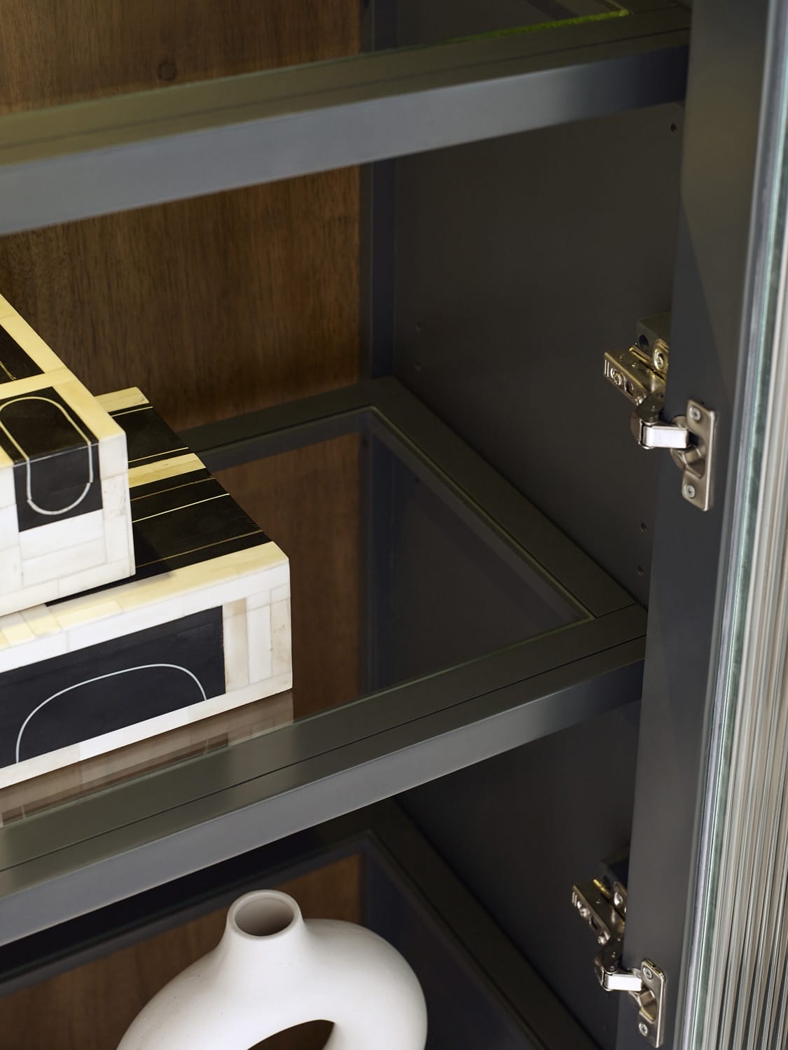 Alexander Pier/Display Cabinet by Aspenhome