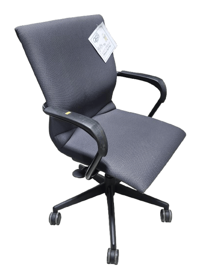 Preowned Steelcase Protege Conference Chair