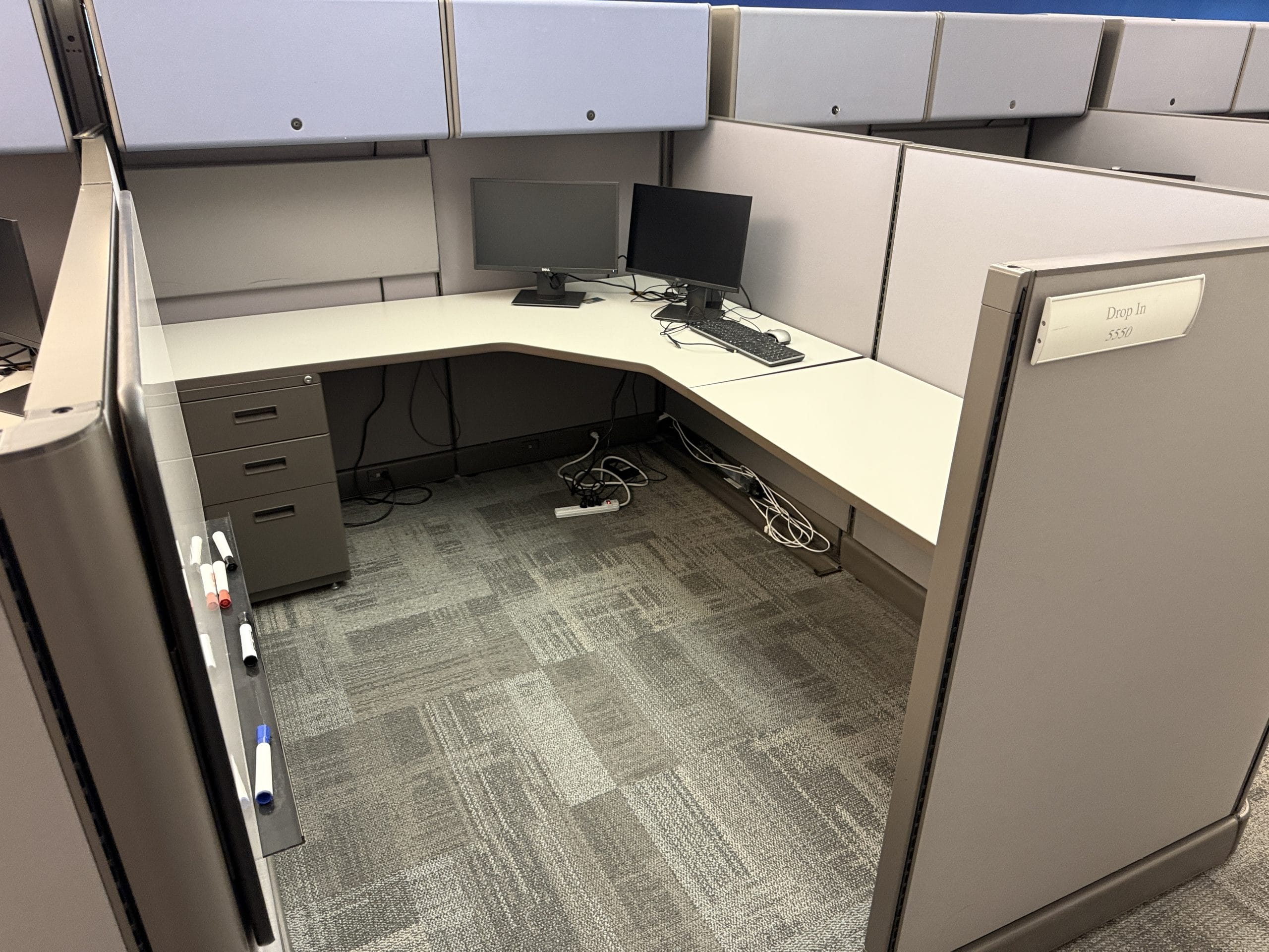 Open Plan HMU 6x8 Workstations