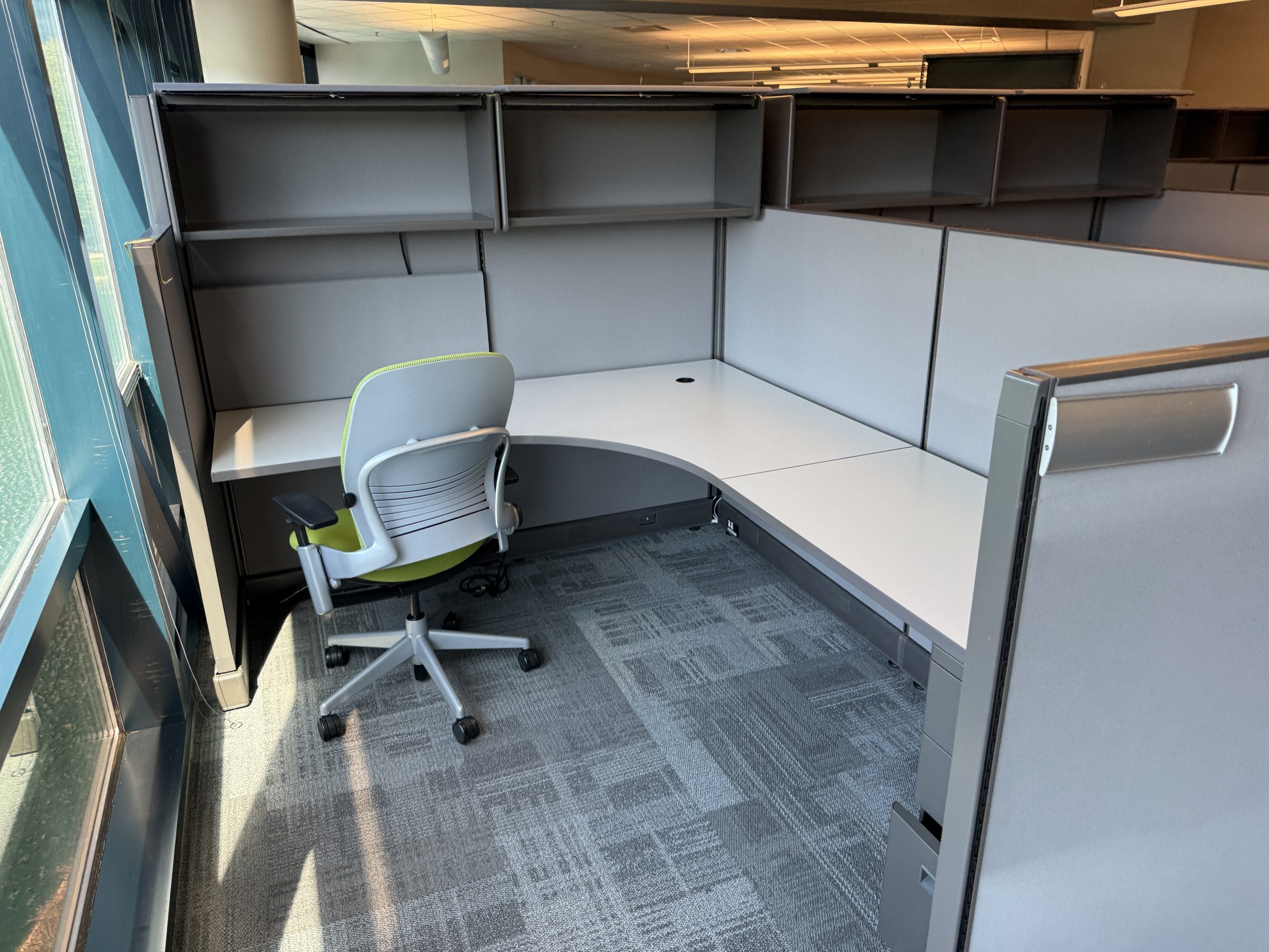 Open Plan HMU 6x8 Workstations